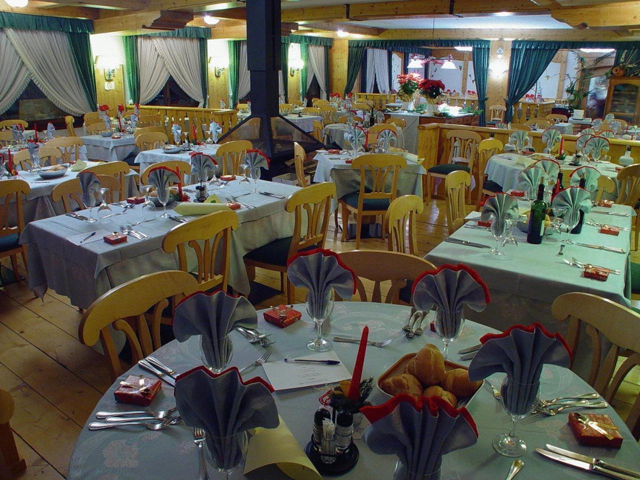 Club Hotel Alpino Folgaria Esterno foto